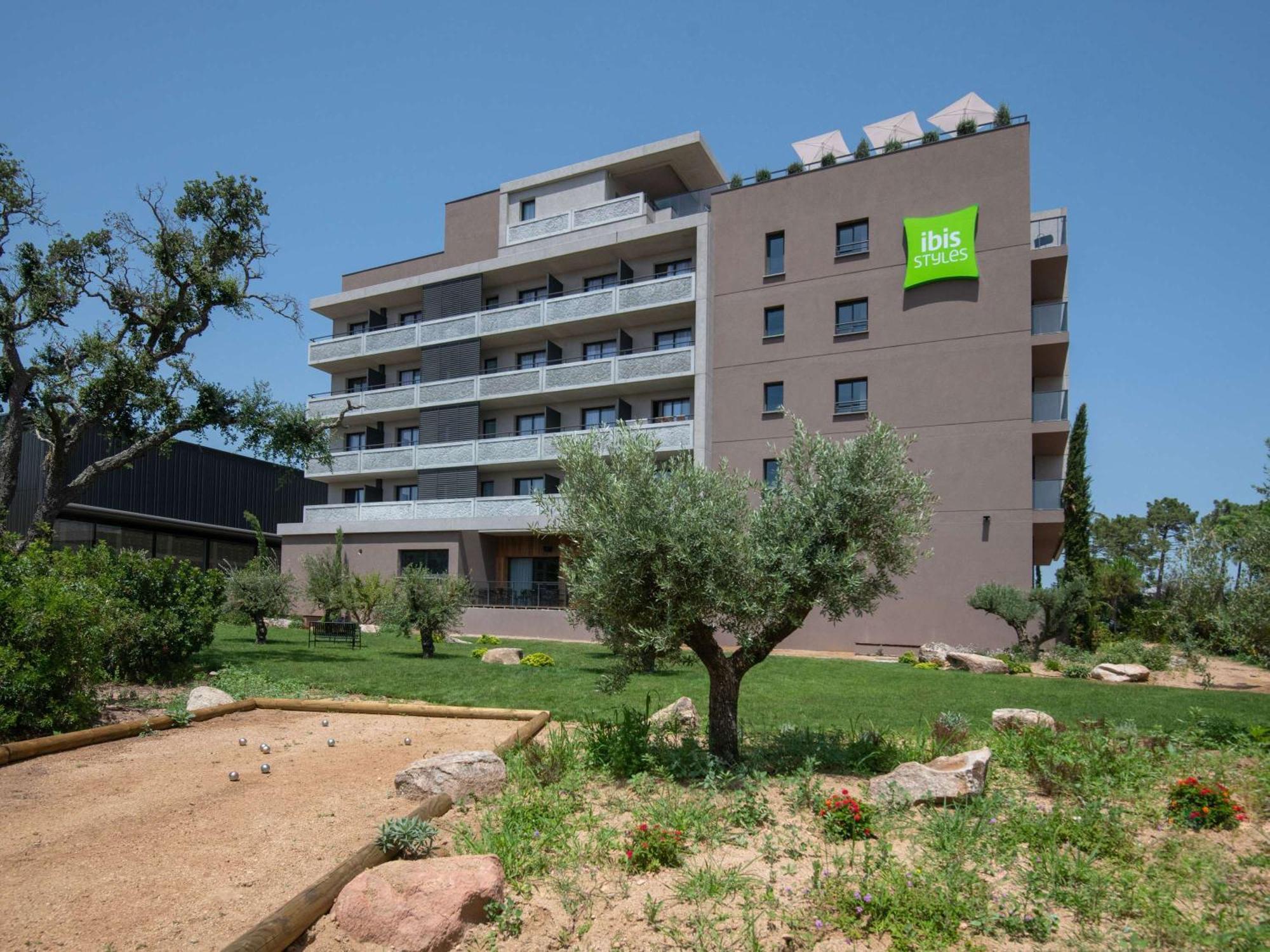 Hotel Ibis Styles Vecchio 3*